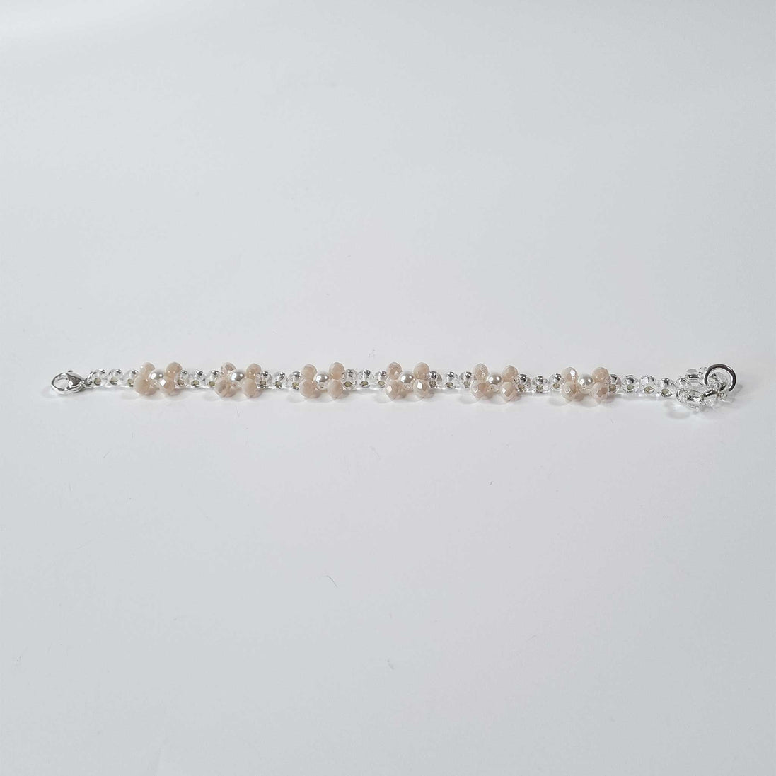 Floral Beaded Bracelet – Beige & Silver Flower Pattern | Eden Collection