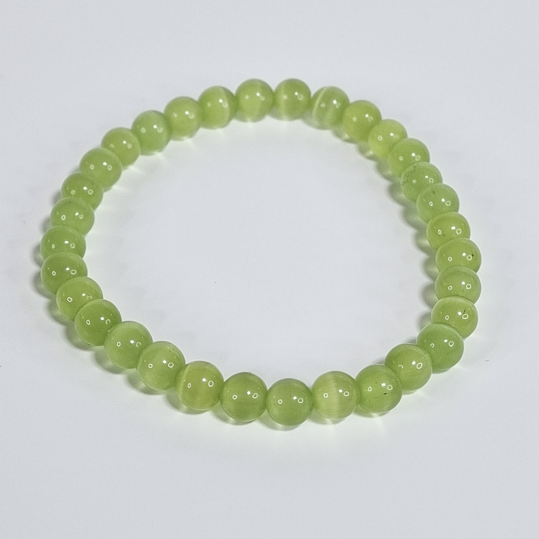 Apple Green Cat Eye Stretch Bracelet – 6 mm Glass Beads