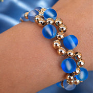 Elegante Handgemaakte Kralenarmband met Uniek Patroon