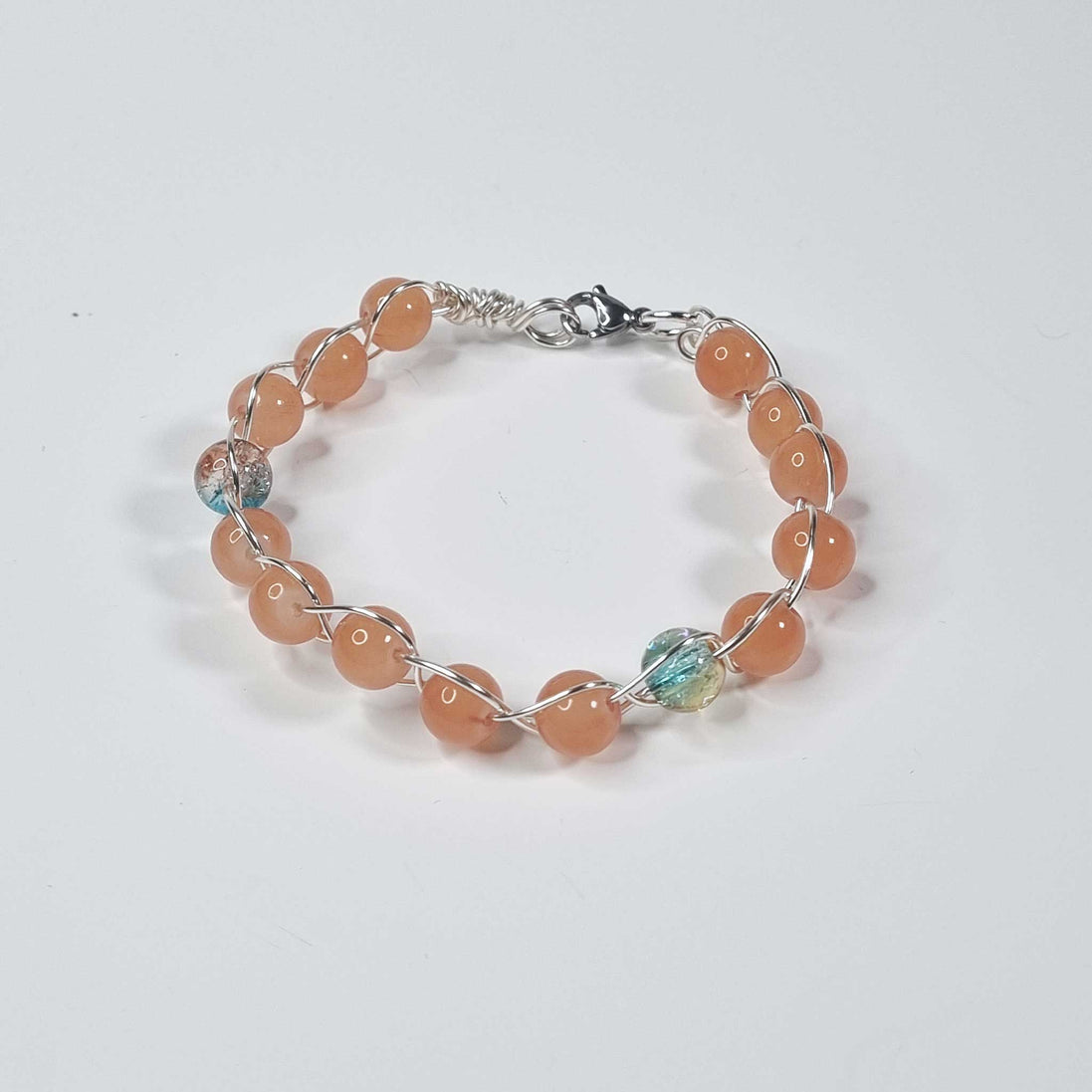 Kleurrijke Kralen Armband – Verzilverde Armband met Oranje & Blauwe Kralen